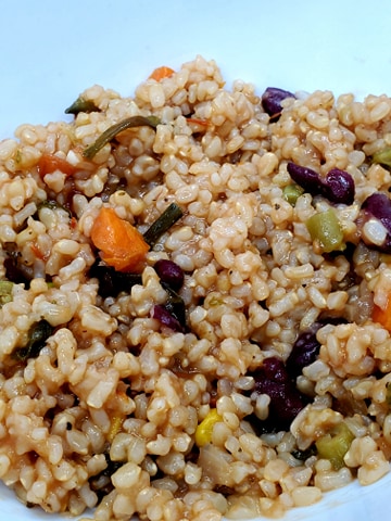 One Pan Quinoa And Black Bean Clean Food Mama