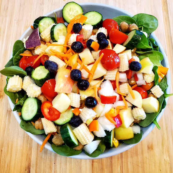 How to Turn Your Fridge Into a DIY Salad Bar